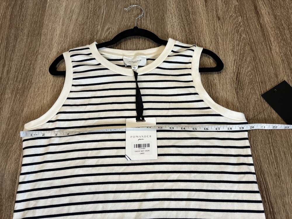Pomander Place NWT Navy Stripe Sleeveless Gio Maxi Dress Size Large Tuckernuck - Picture 8 of 9